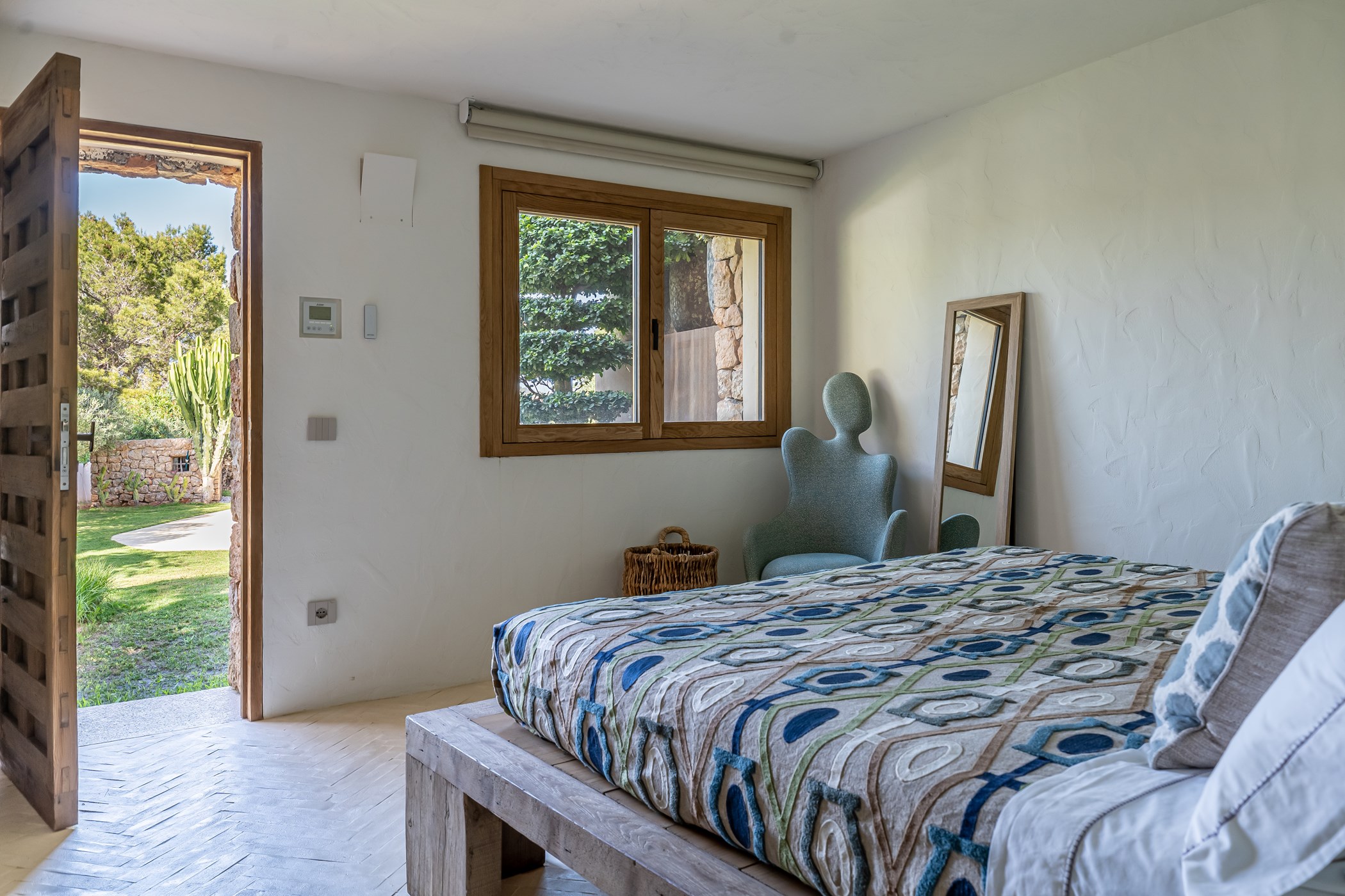 Slider Big Villa Photo - 90