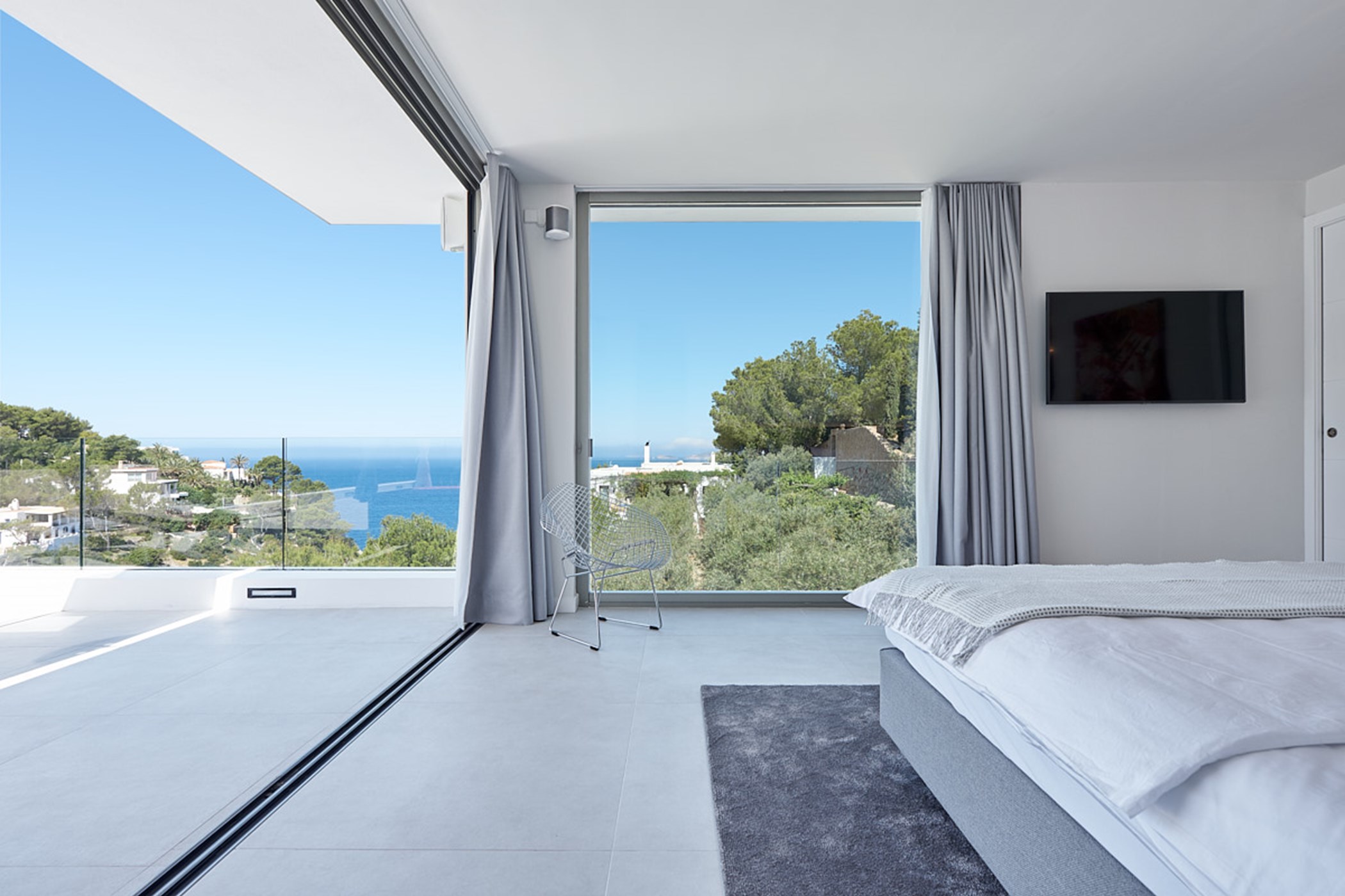 Luxury villa with 380sqm living space and close to Cala Moli with sea and sunset-view