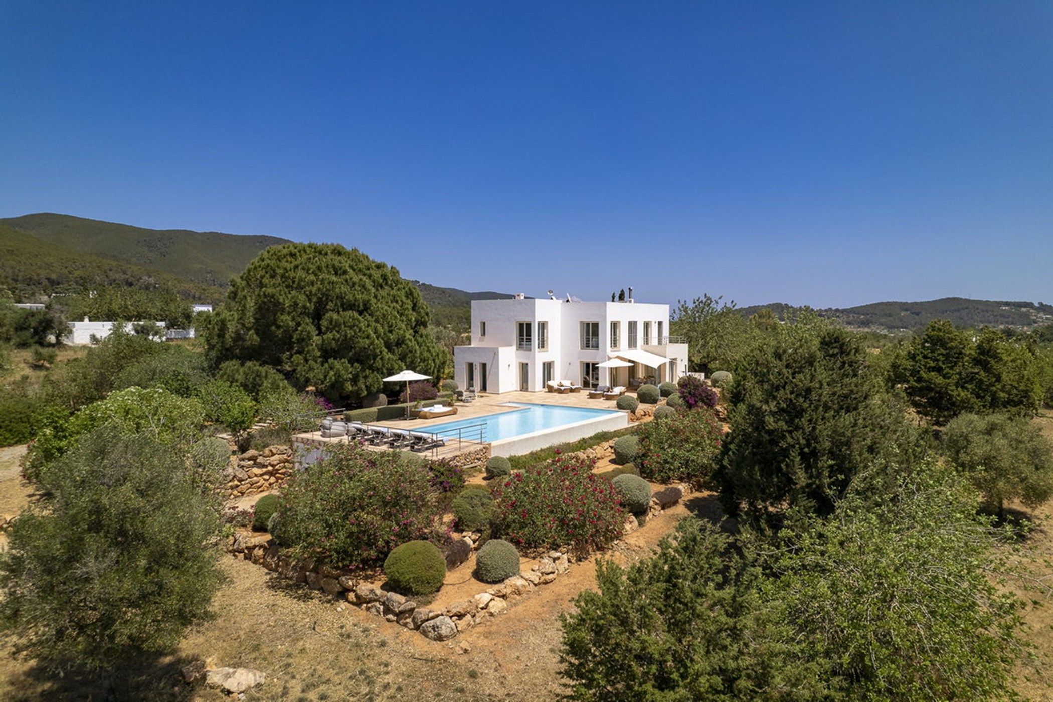 Villa Vinya Morna featured