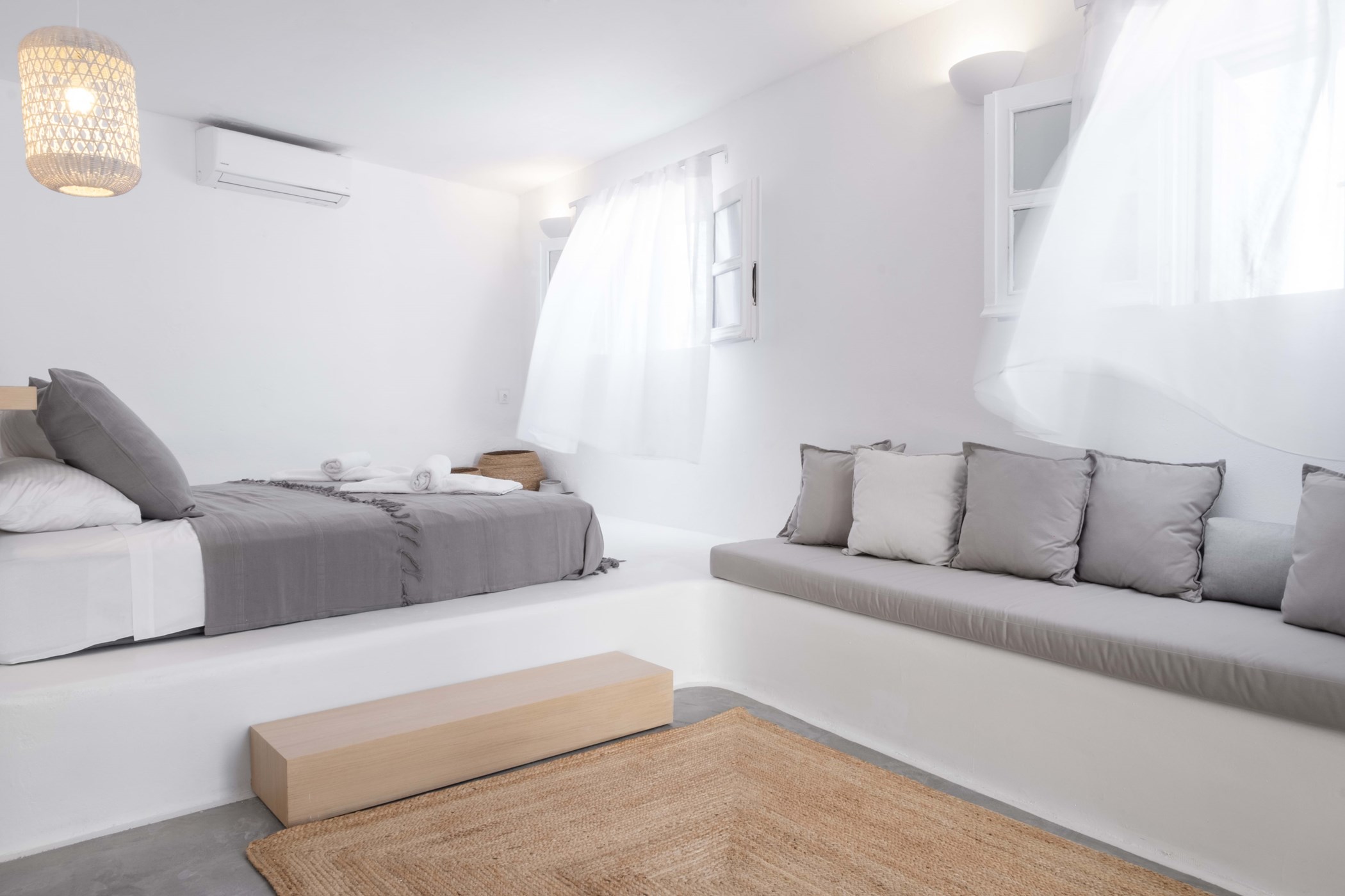 Blink Estate — 24