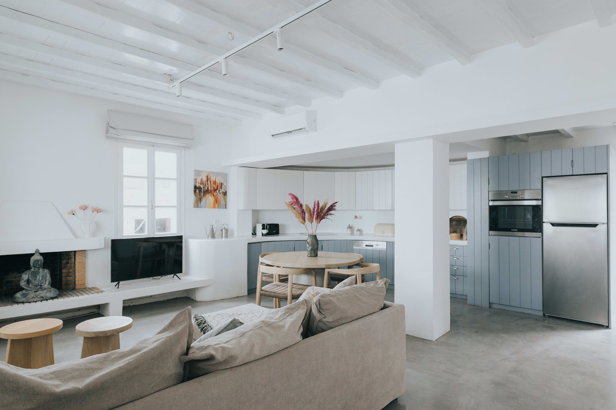 Blink Estate — 9
