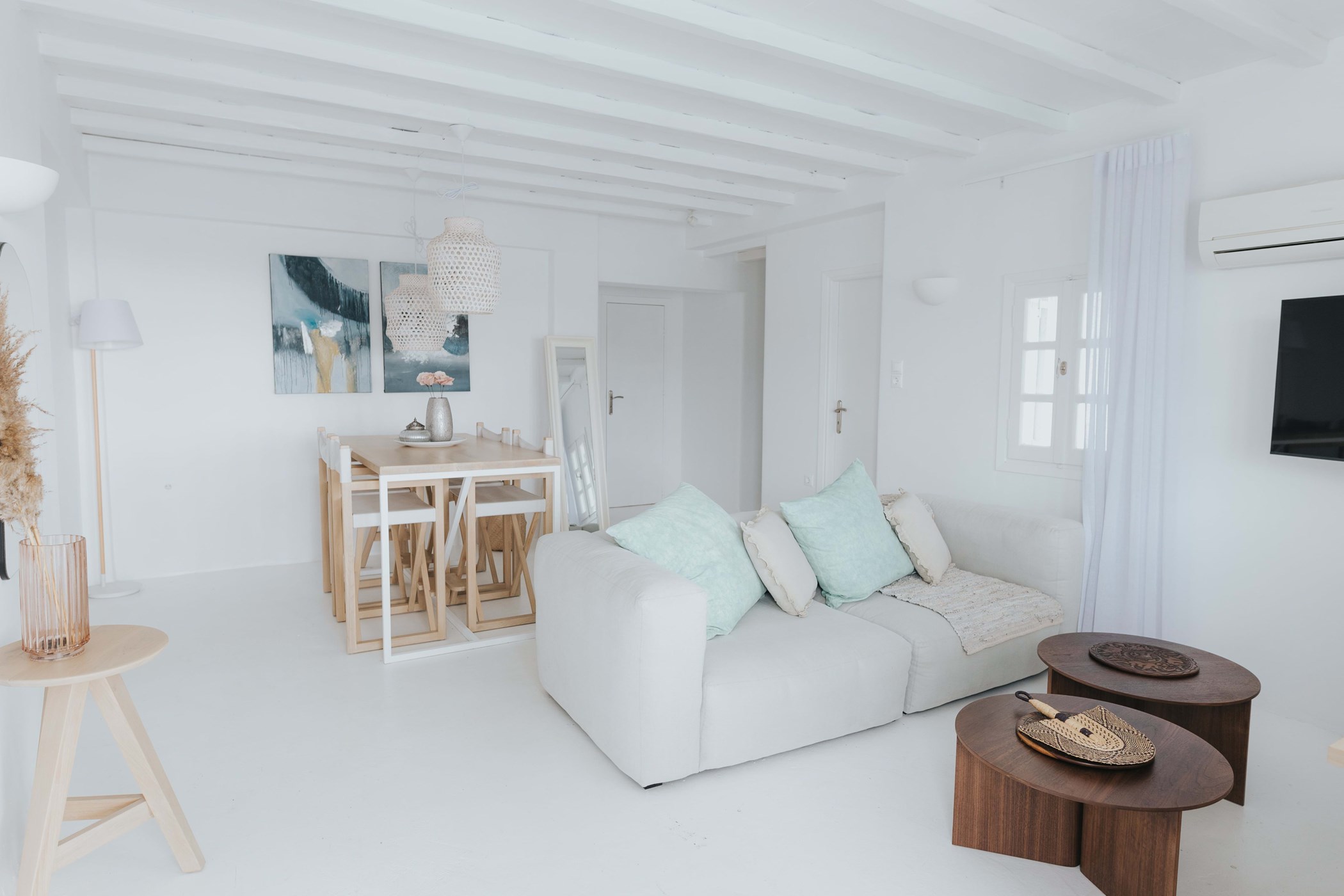Blink Estate — 27