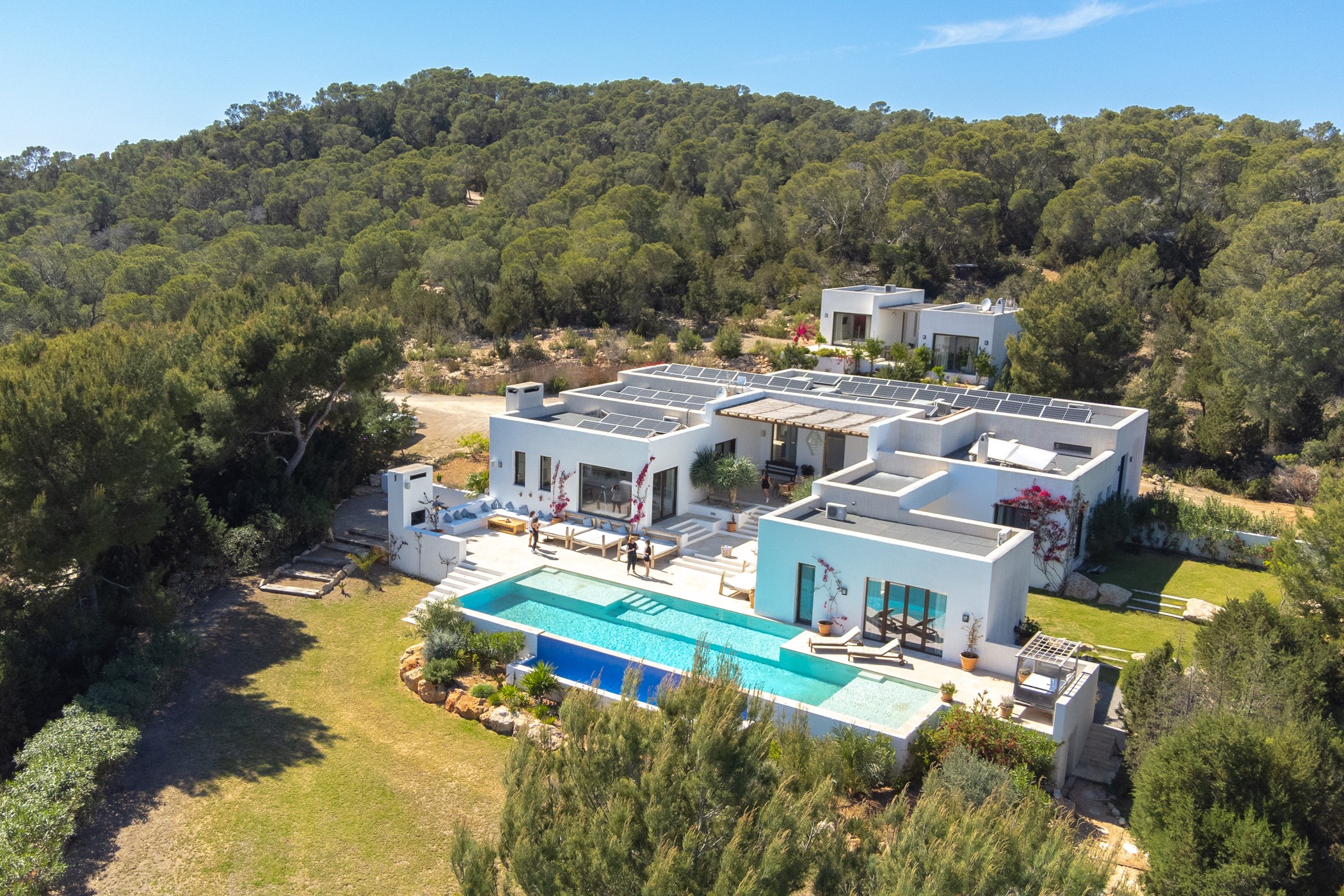 A contemporary property in the hills of Cala Tarida with superb country views