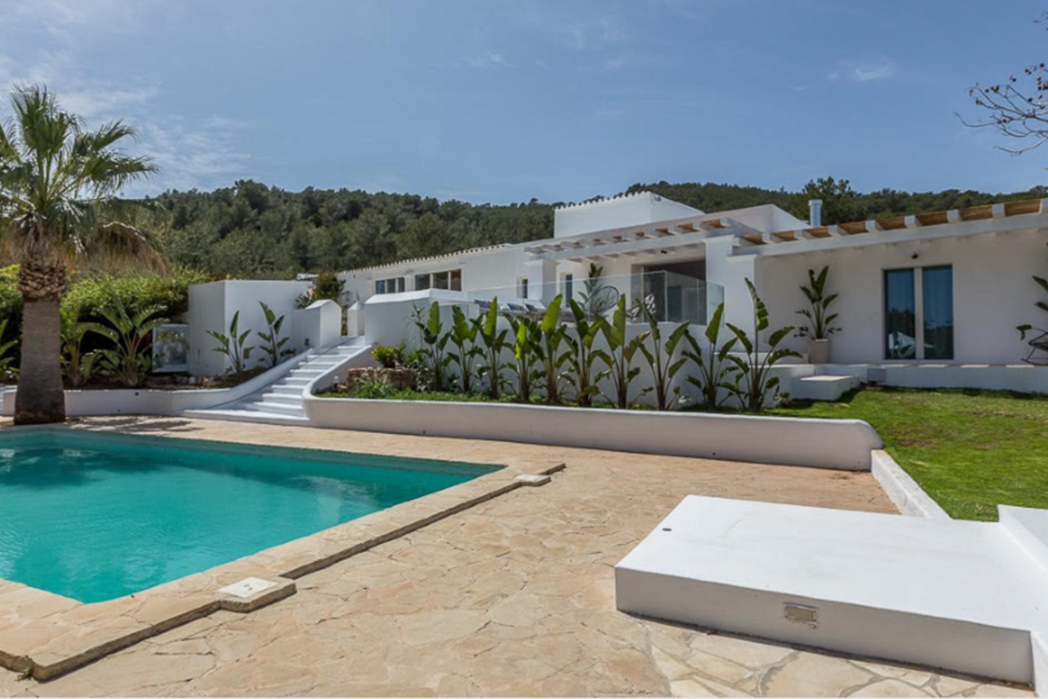 A lovingly renovated traditional finca located close Santa Gertrudis