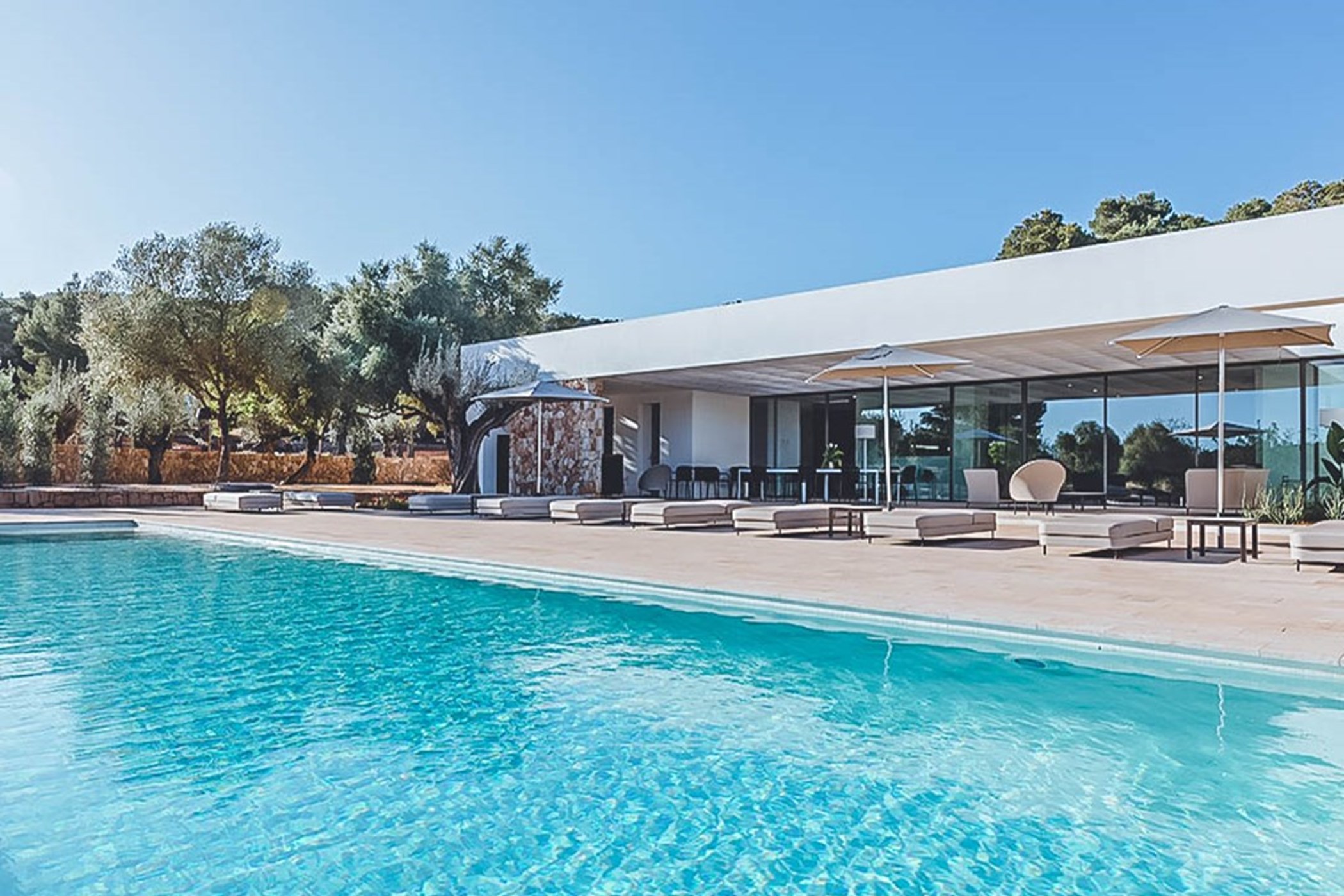 Located in the heart of Ibiza this property is perfect for friends and families