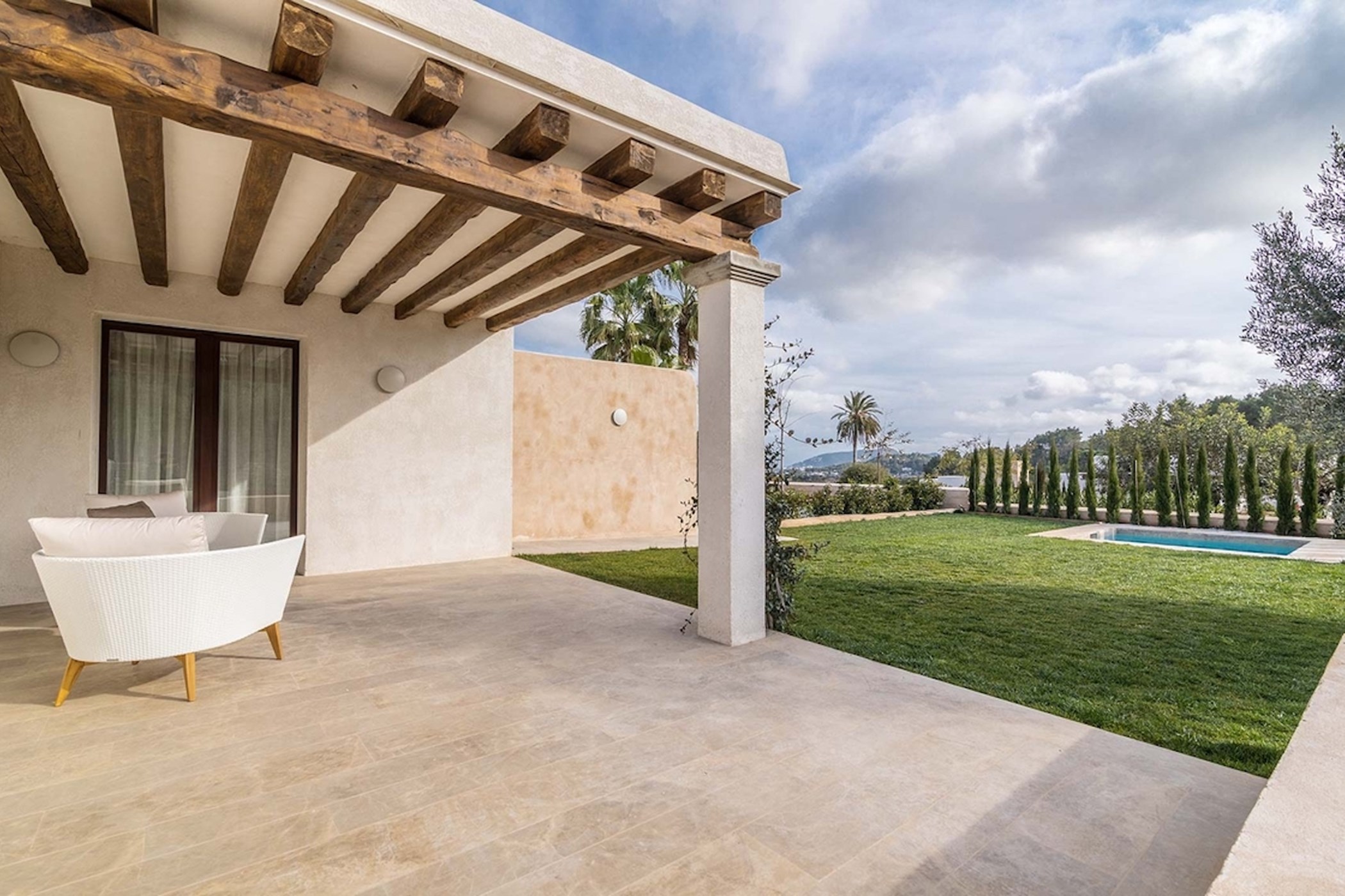 Slider Big Villa Photo - 60
