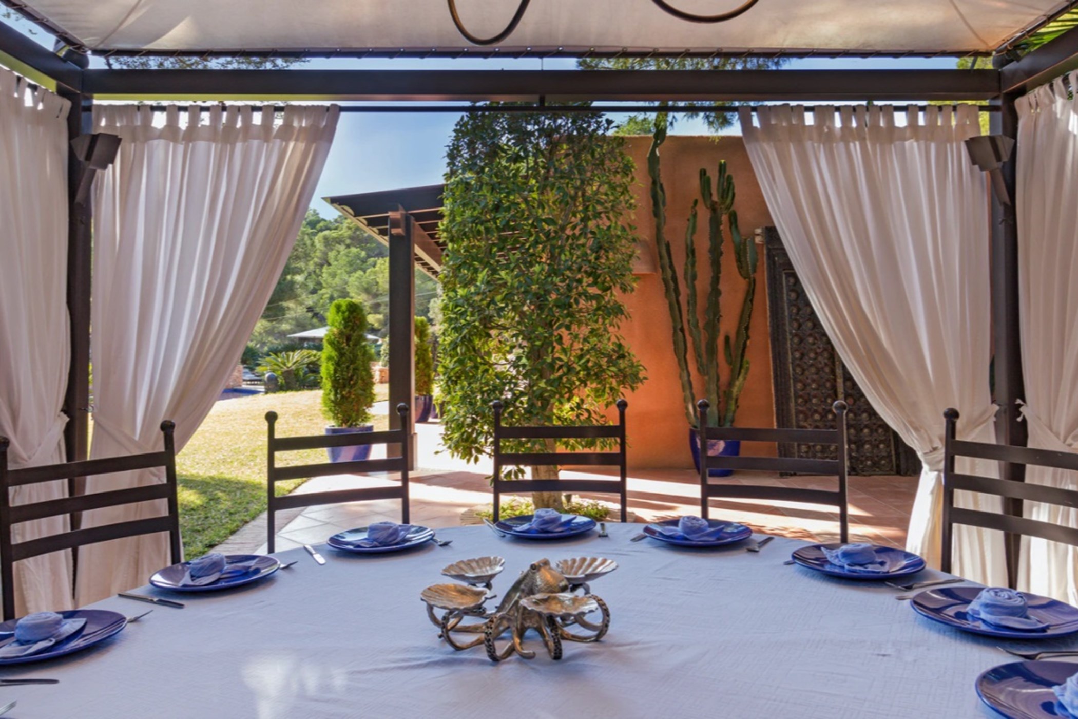 Slider Big Villa Photo - 40